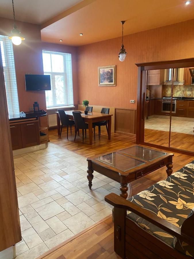 Old Town Apartment Near St Peters Basilica Riga Extérieur photo